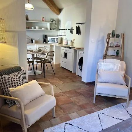 Feriehus Petite Maison De Charme Au Bord De La Piscine *