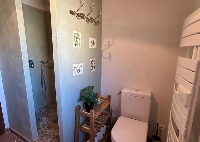 Casa vacanze Petite Maison De Charme Au Bord De La Piscine *