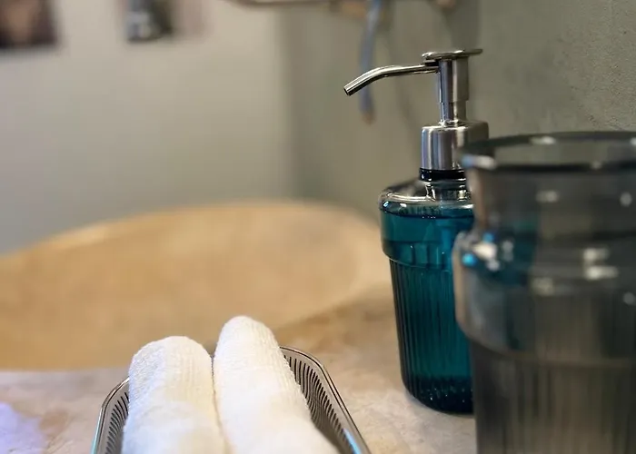 Casa vacanze Petite Maison De Charme Au Bord De La Piscine *