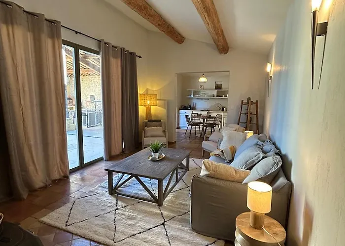 Petite Maison De Charme Au Bord De La Piscine Saint-Quentin-la-Poterie