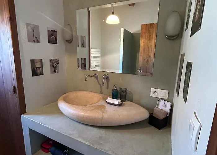 Petite Maison De Charme Au Bord De La Piscine