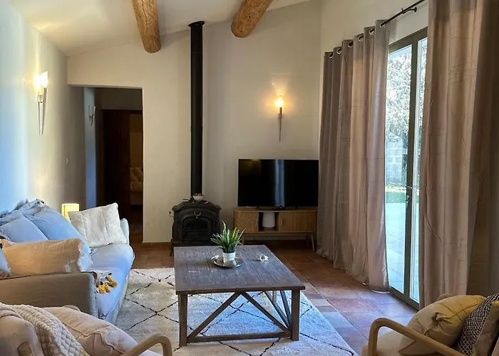Petite Maison De Charme Au Bord De La Piscine * Saint-Quentin-la-Poterie
